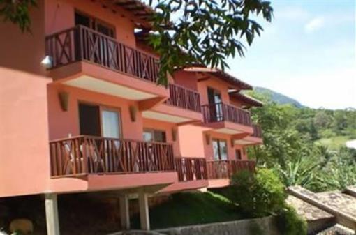 фото отеля Mareilha Chales e Suites