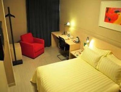 фото отеля Jinjiang Inn Zhucheng Fanrong East Road