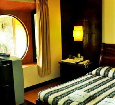 фото отеля Check Inn Pension Arcade Bacolod