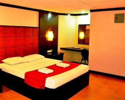 фото отеля Check Inn Pension Arcade Bacolod
