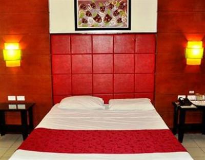 фото отеля Check Inn Pension Arcade Bacolod