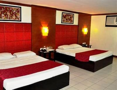 фото отеля Check Inn Pension Arcade Bacolod