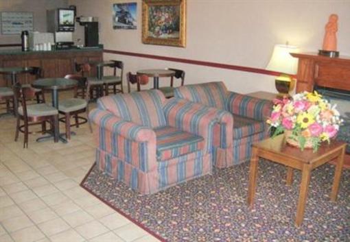 фото отеля Country Hearth Inn - Bowling Green