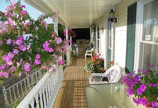 фото отеля Azelia Farmhouse B & B