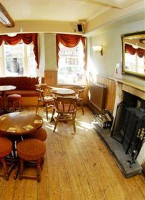 фото отеля Crown Inn Uppingham