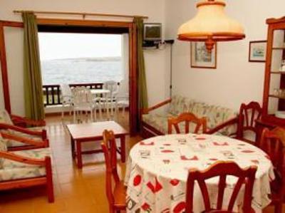 фото отеля Apartamentos Rocas Marinas Menorca