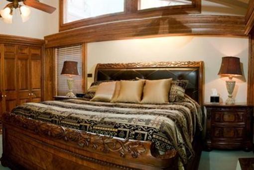 фото отеля Creekhaven Inn