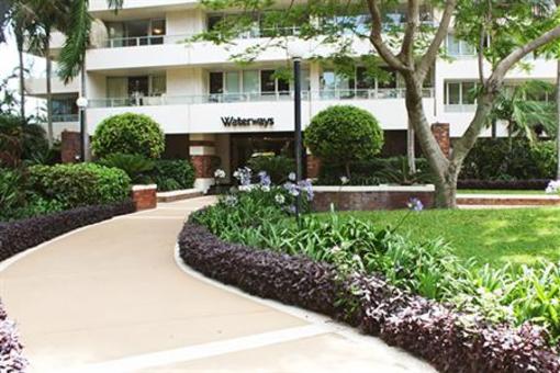 фото отеля Waterways Luxury Apartments