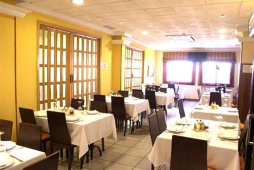 фото отеля Hostal Valdepenas
