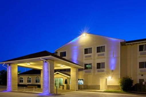 фото отеля Holiday Inn Express Lincoln (Illinois)