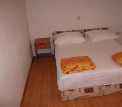 фото отеля Apartments Ante Omis