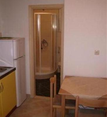 фото отеля Apartments Ante Omis