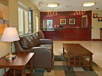 Howard Johnson Inn & Suites Lafayette