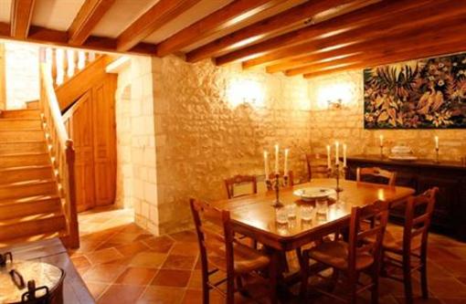 фото отеля Chateau de Crazannes