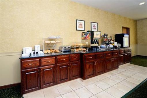 фото отеля BEST WESTERN Penn-Ohio Inn & Suites