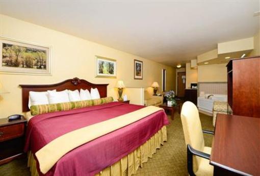 фото отеля BEST WESTERN Penn-Ohio Inn & Suites