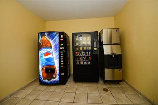 фото отеля BEST WESTERN Penn-Ohio Inn & Suites