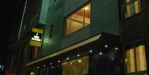 фото отеля Isis Suites Hotel Bangalore