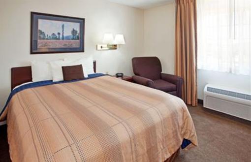 фото отеля Candlewood Suites Salina