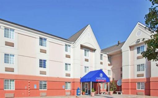фото отеля Candlewood Suites Salina