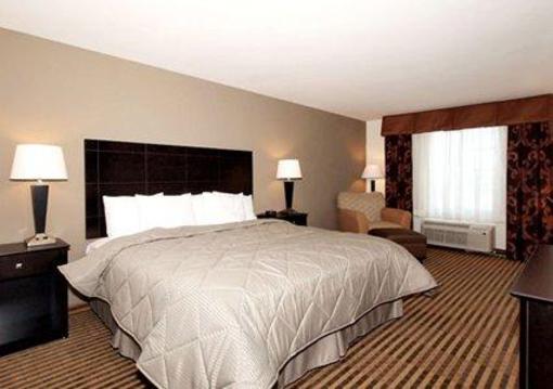 фото отеля Comfort Inn & Suites Newton