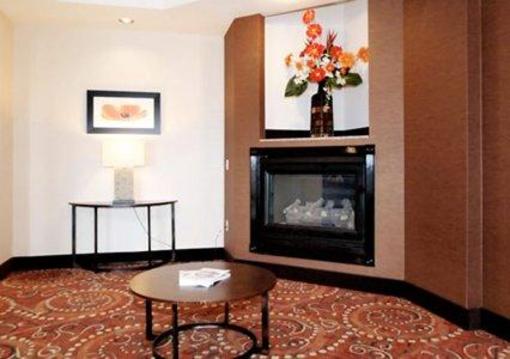 фото отеля Comfort Inn & Suites Newton