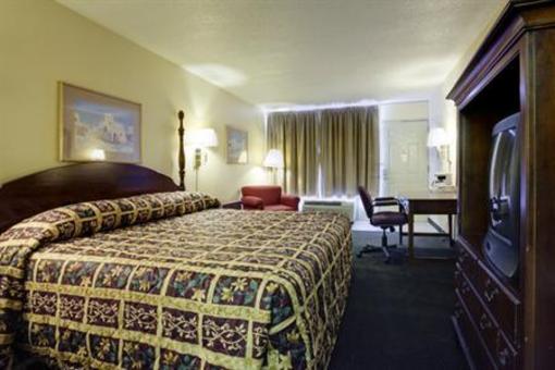 фото отеля Americas Best Value Inn & Suites Amarillo