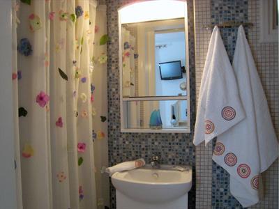 фото отеля Pension Flora Rooms and Suites