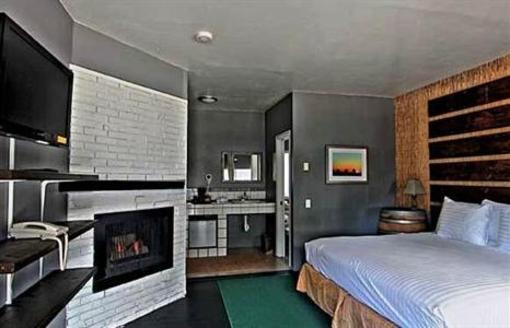 фото отеля Mariners Inn & Suites Cambria