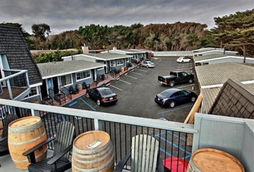 фото отеля Mariners Inn & Suites Cambria