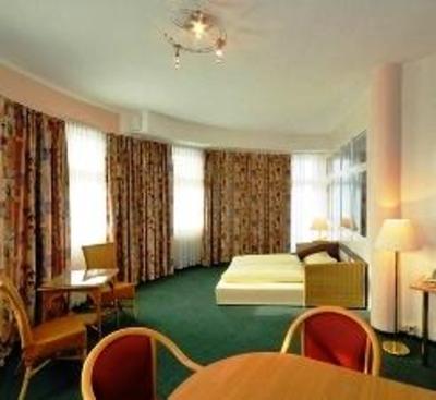 фото отеля Hotel Und Rasthof Avus Berlin
