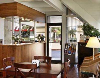 фото отеля Howard Johnson Inn Downtown Vero Beach