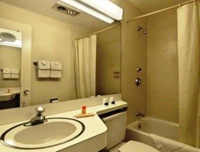 фото отеля Howard Johnson Inn Downtown Vero Beach