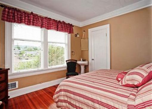 фото отеля Nantucket Inn Anacortes