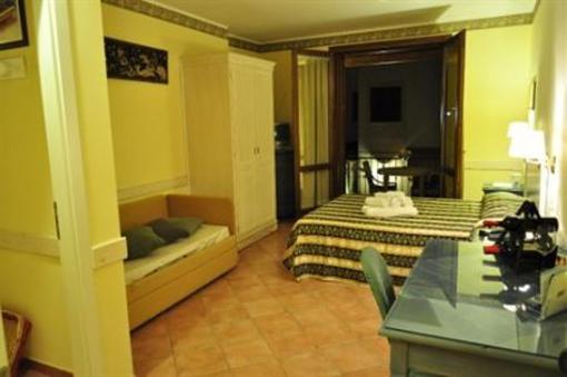 фото отеля Hotel Krimar