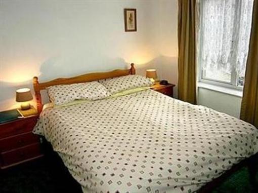 фото отеля Stepping Stones Guest House