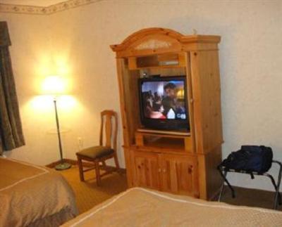 фото отеля Comfort Suites Waldorf
