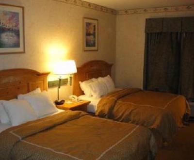 фото отеля Comfort Suites Waldorf