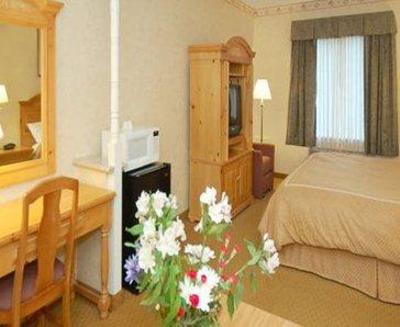 фото отеля Comfort Suites Waldorf