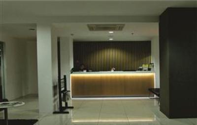 фото отеля M Hotel Jakarta