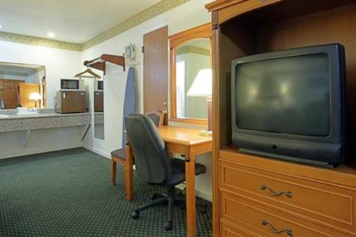 фото отеля Americas Best Value Inn & Suites Woodland