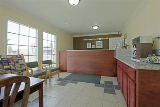 фото отеля Americas Best Value Inn & Suites Woodland