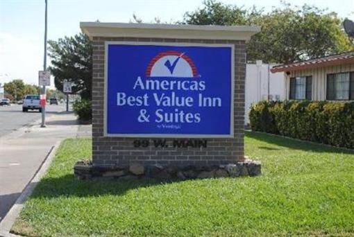фото отеля Americas Best Value Inn & Suites Woodland