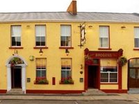Brogans Guesthouse Trim