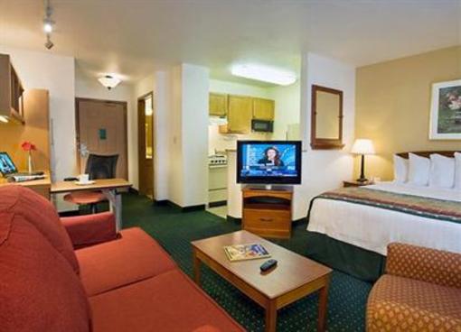 фото отеля TownePlace Suites Gaithersburg