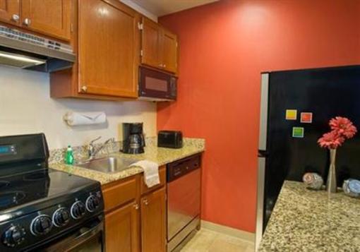 фото отеля TownePlace Suites Gaithersburg