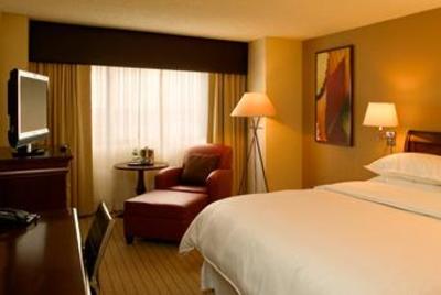 фото отеля Sheraton Edison Hotel Raritan Center