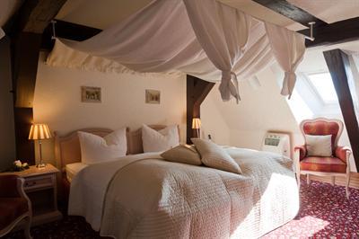 фото отеля Ringhotel Schloss Tangermuend