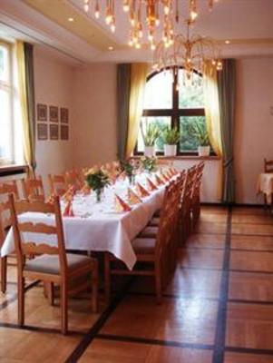 фото отеля Hotel Schloss Dottingen Braunsbach