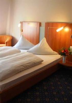 фото отеля Hotel Schloss Dottingen Braunsbach